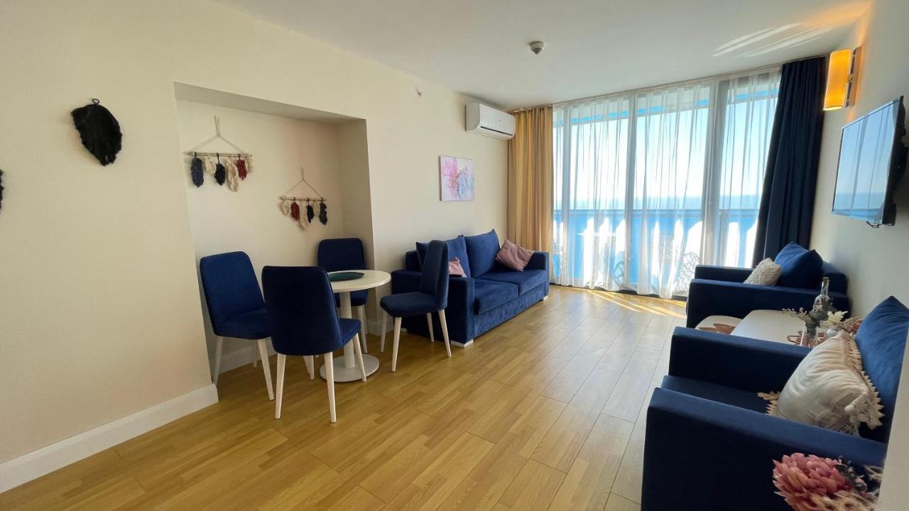 Hellobatumi 아파트 호텔 외부 사진