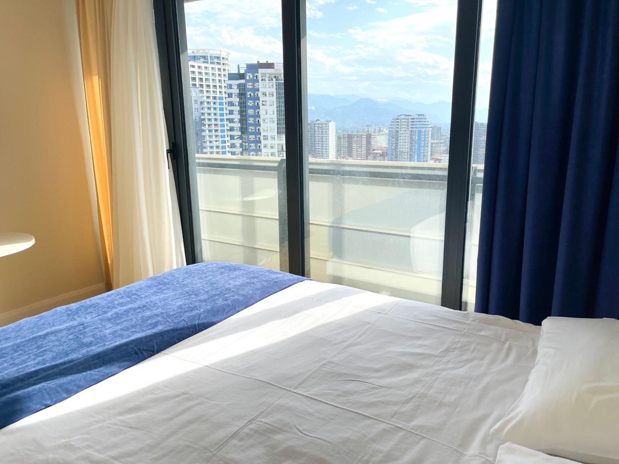 Hellobatumi 아파트 호텔 외부 사진